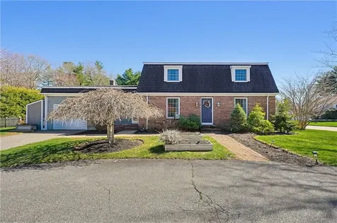 3 Fair Oaks Lane Smithfield RI 02828