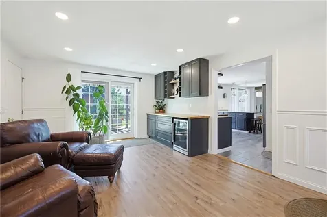 3 Fair Oaks Lane Smithfield RI 02828