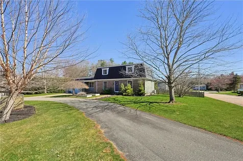 3 Fair Oaks Lane Smithfield RI 02828