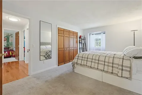 3 Fair Oaks Lane Smithfield RI 02828