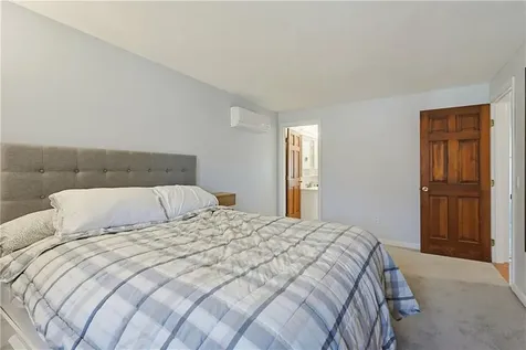 3 Fair Oaks Lane Smithfield RI 02828