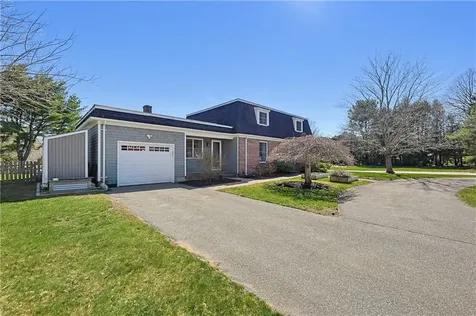 3 Fair Oaks Lane Smithfield RI 02828