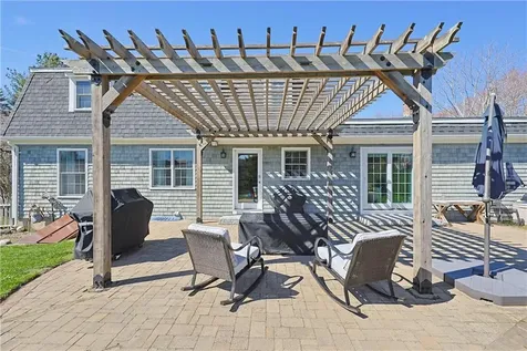 3 Fair Oaks Lane Smithfield RI 02828