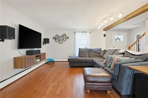 3 Fair Oaks Lane Smithfield RI 02828
