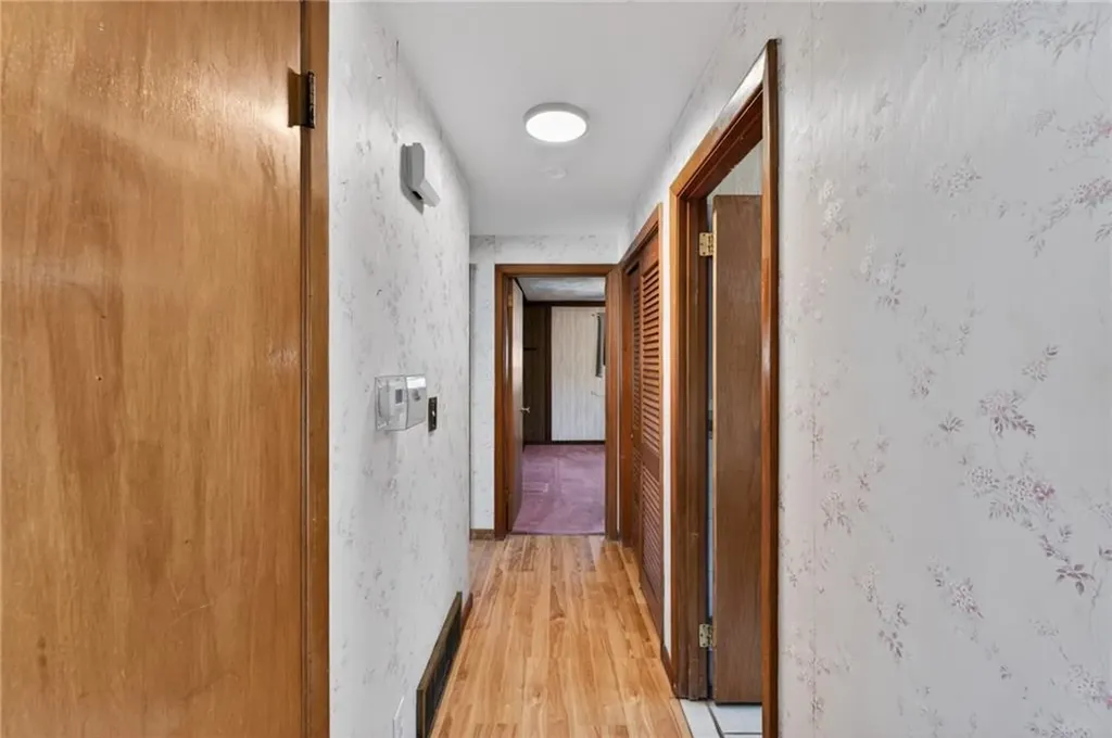 88 Bly Street Warwick RI 02888