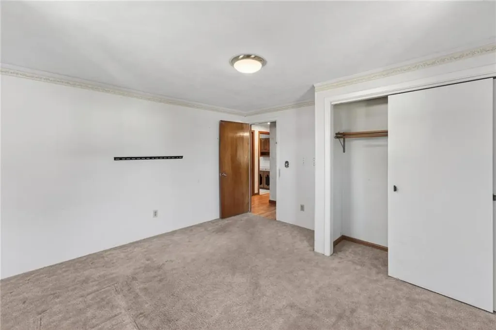 88 Bly Street Warwick RI 02888
