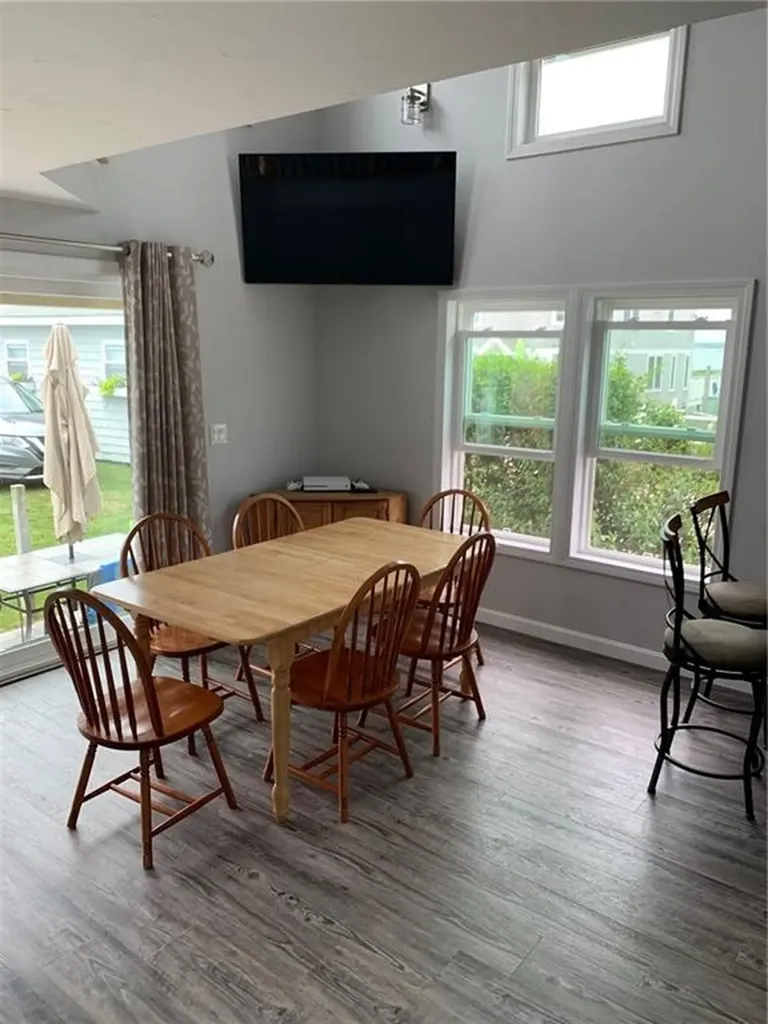 46 Follett Road Narragansett RI 02882