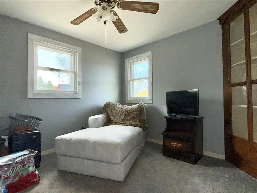 24 Johnson Avenue Warwick RI 02886