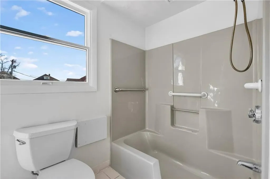 52 Sumner Avenue Cranston RI 02920