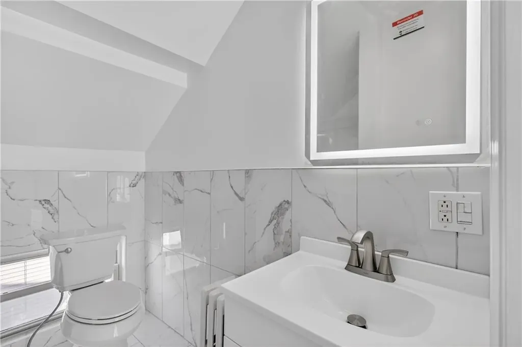 52 Sumner Avenue Cranston RI 02920