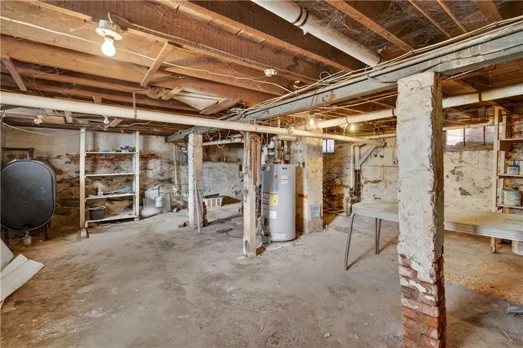 52 Sumner Avenue Cranston RI 02920