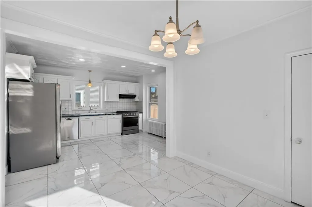 52 Sumner Avenue Cranston RI 02920