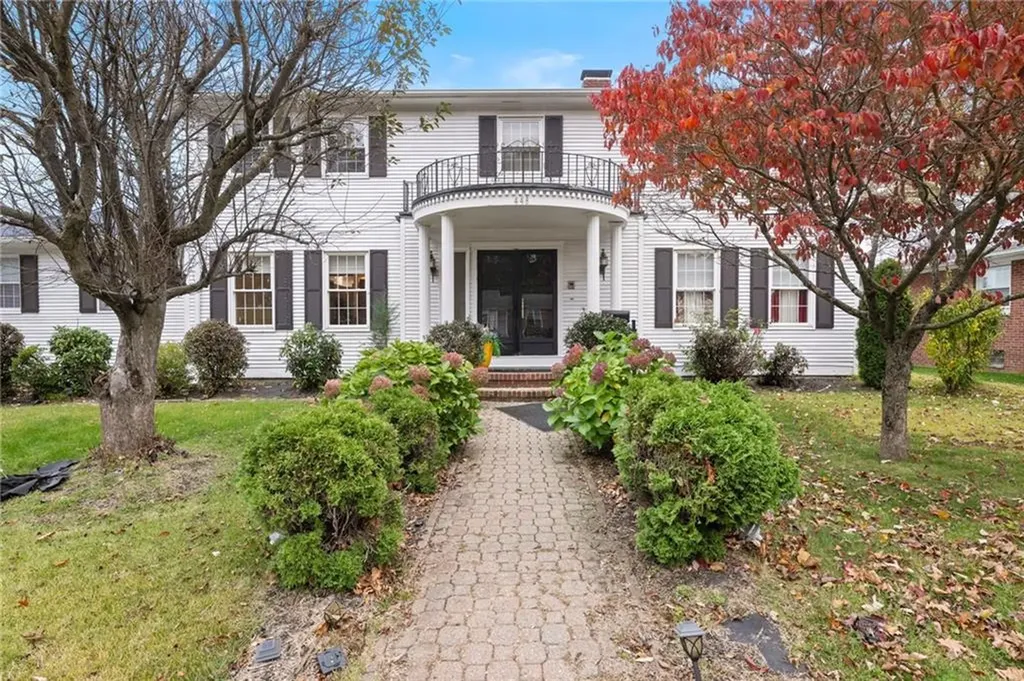 446 Budlong Road Cranston RI 02920