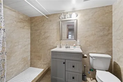 446 Budlong Road Cranston RI 02920