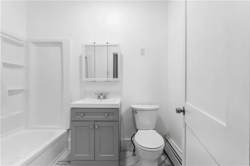 176 Reynolds Avenue Providence RI 02905