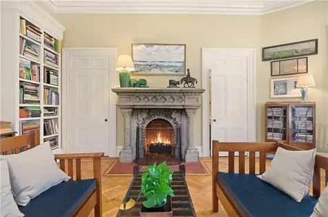 1 Ichabod Lane Middletown RI 02842