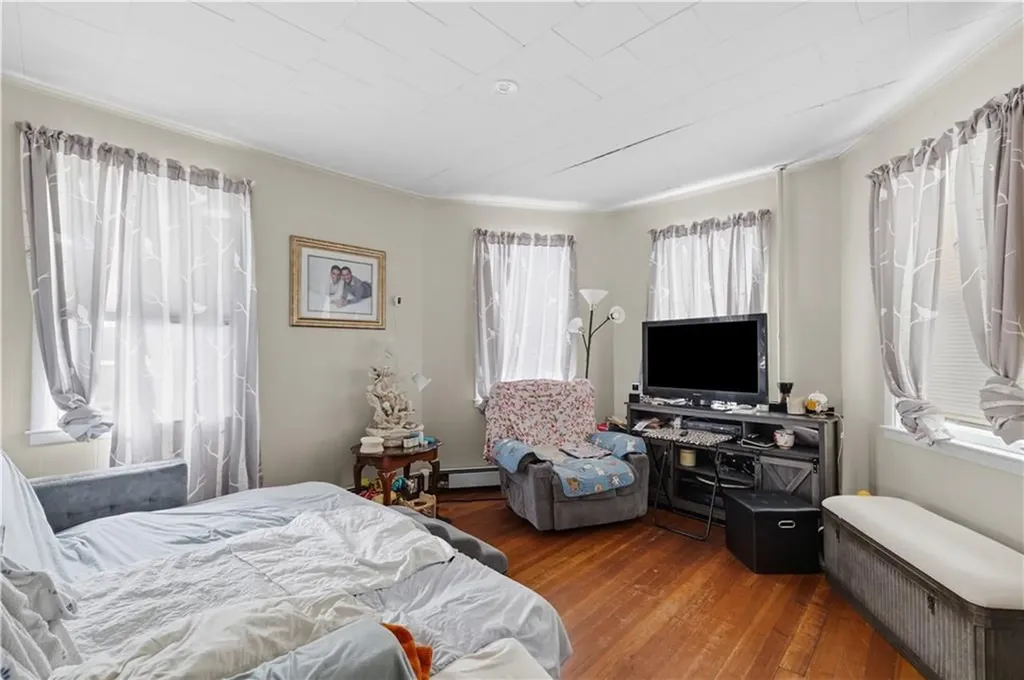 55 57 Lyman Avenue North Providence RI 02911