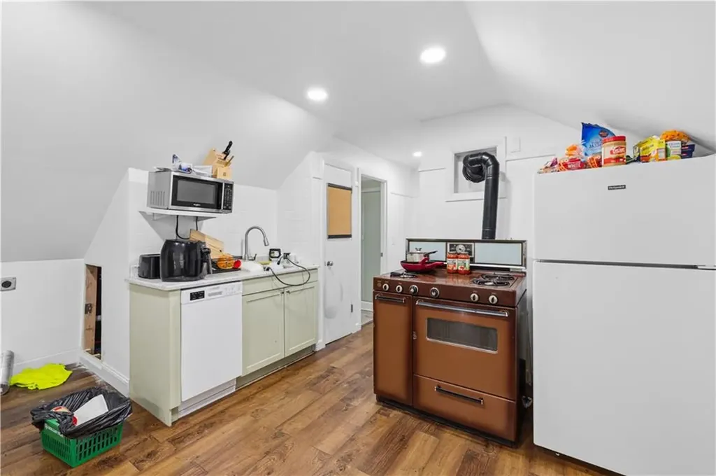 55 57 Lyman Avenue North Providence RI 02911