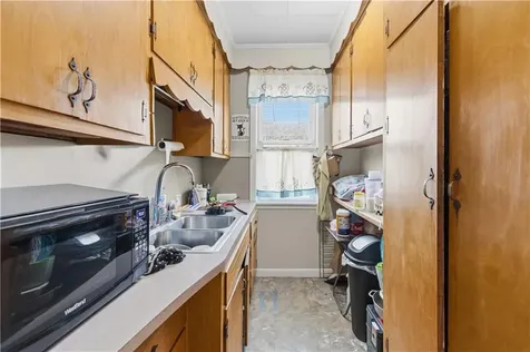 55 57 Lyman Avenue North Providence RI 02911