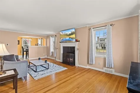 49 Cove Street Pawtucket RI 02861