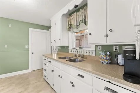 49 Cove Street Pawtucket RI 02861