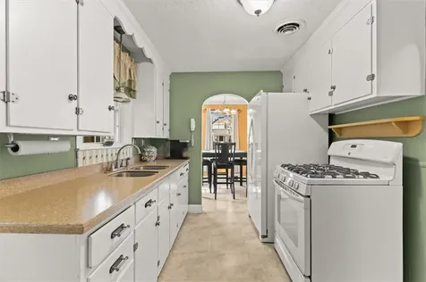 49 Cove Street Pawtucket RI 02861