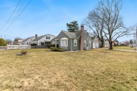 49 Cove Street Pawtucket RI 02861
