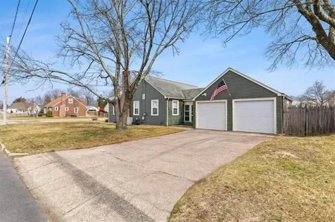 49 Cove Street Pawtucket RI 02861