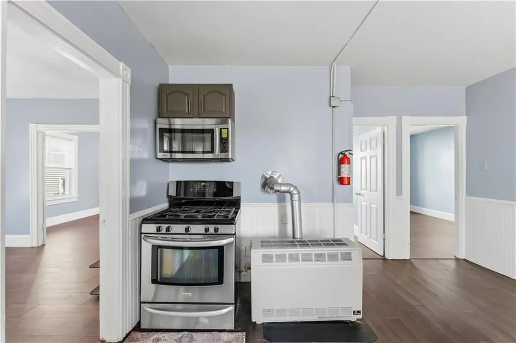736 Social Street Woonsocket RI 02895