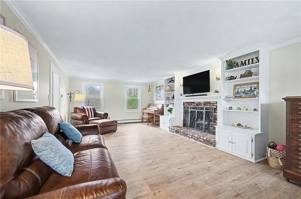 385 W Wrentham Road Cumberland RI 02864