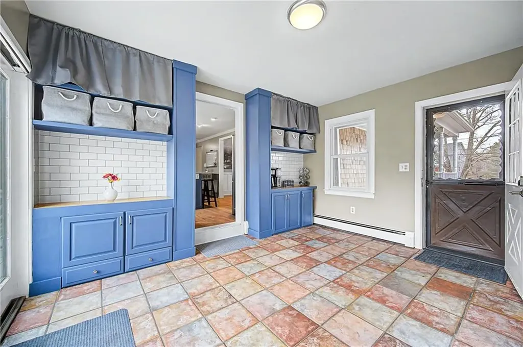 385 W Wrentham Road Cumberland RI 02864