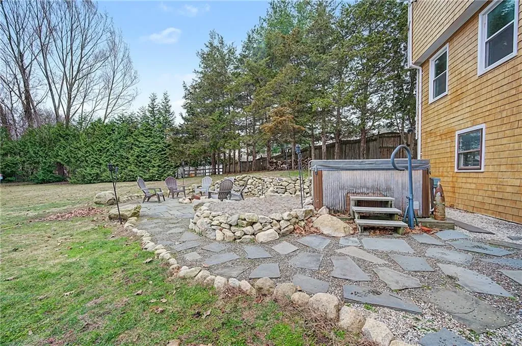 385 W Wrentham Road Cumberland RI 02864
