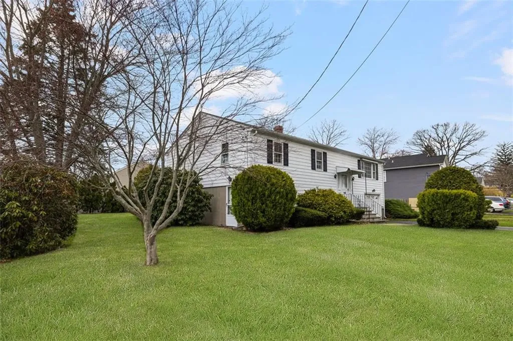 93 Norman Street Cumberland RI 02864