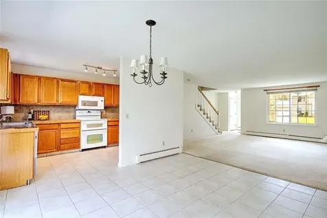 11 Parsley Lane Narragansett RI 02874