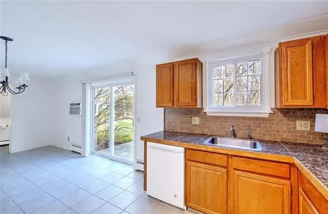 11 Parsley Lane Narragansett RI 02874