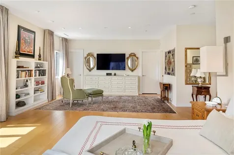 111 Harrison Avenue Newport RI 02840
