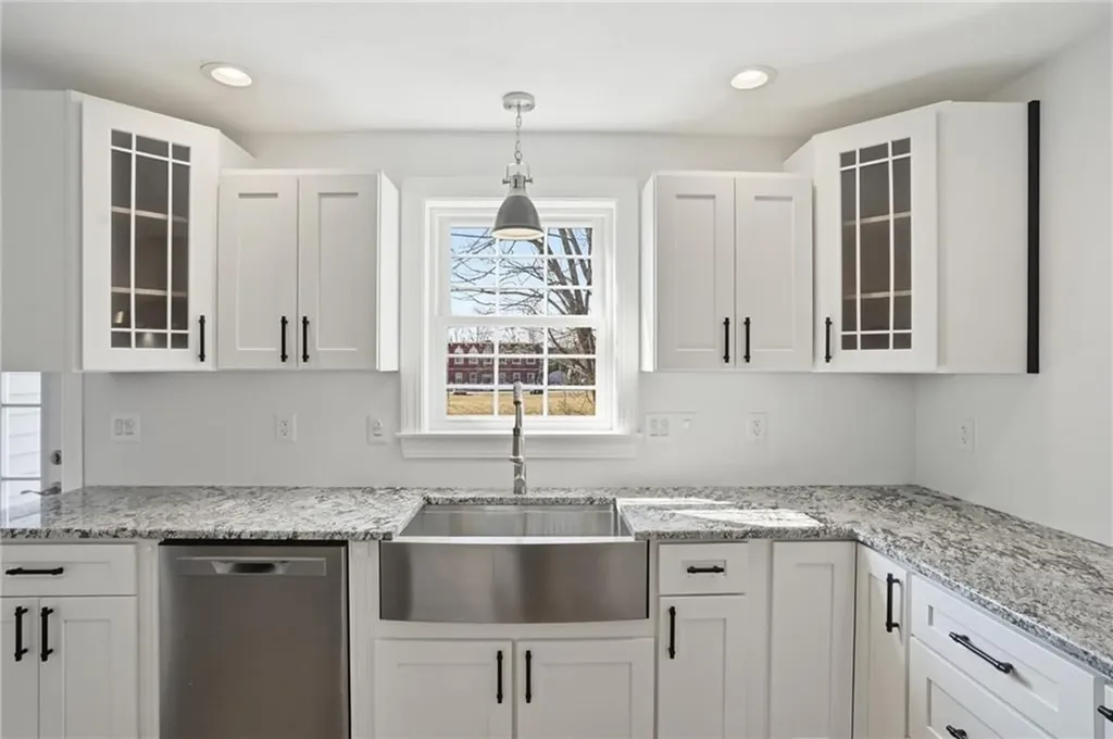 65 Oakland Avenue Burrillville RI 02858