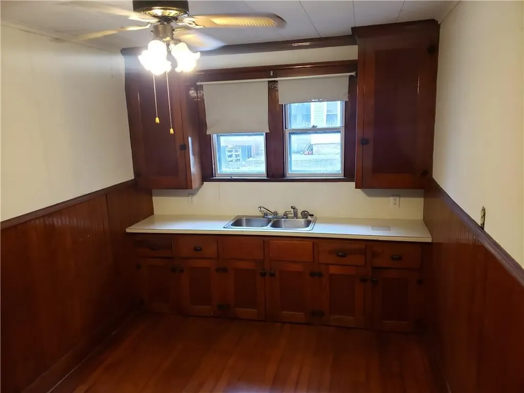 36 Roberts Street Woonsocket RI 02895