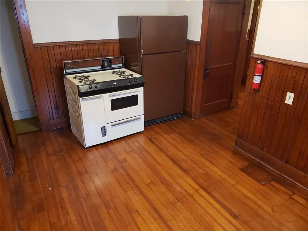 36 Roberts Street Woonsocket RI 02895