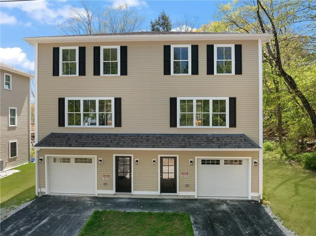 40 Farnum Pike Smithfield RI 02917