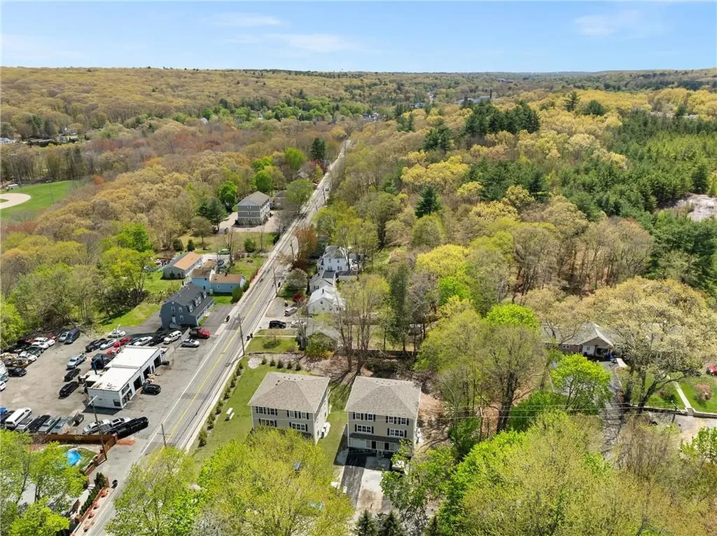 40 Farnum Pike Smithfield RI 02917