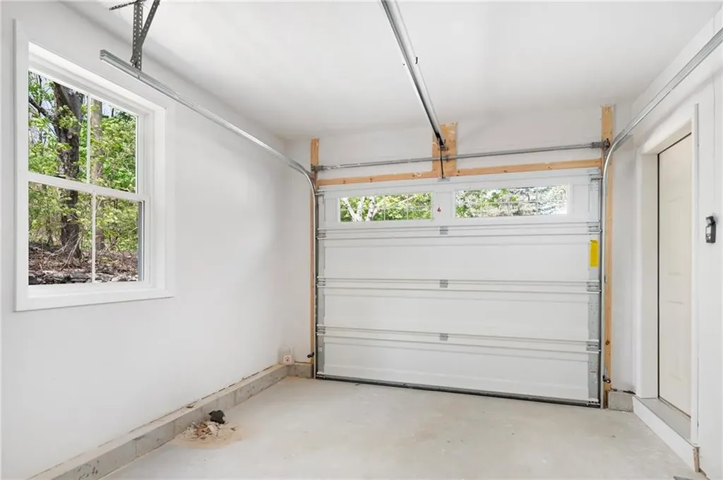 40 Farnum Pike Smithfield RI 02917