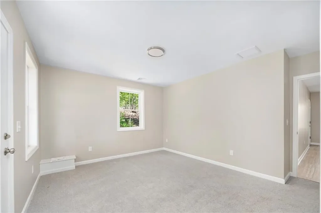 40 Farnum Pike Smithfield RI 02917