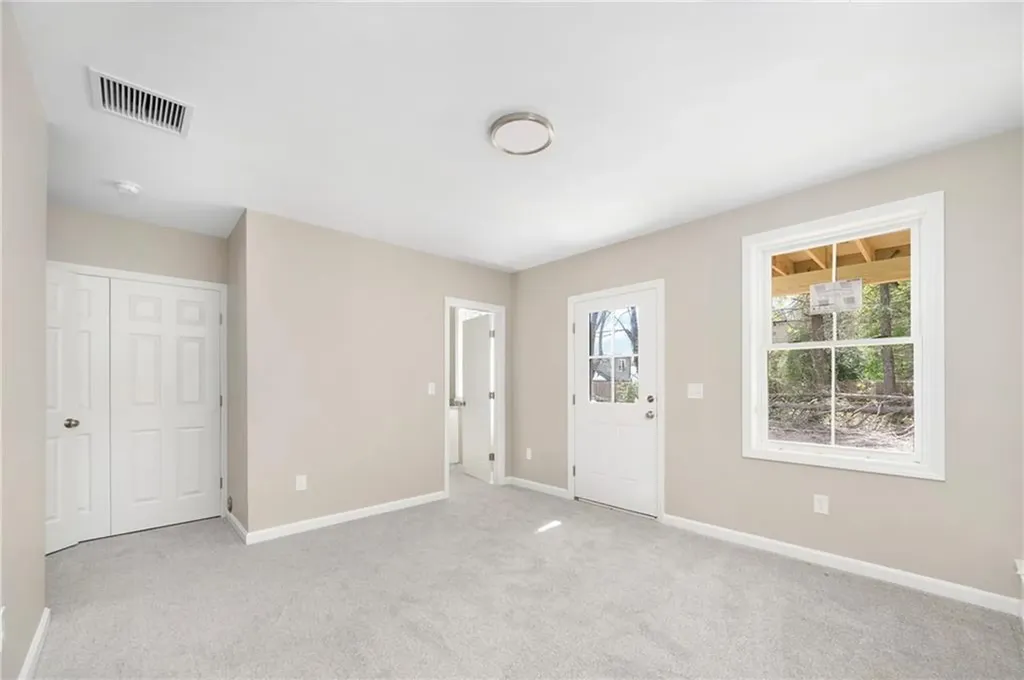 40 Farnum Pike Smithfield RI 02917