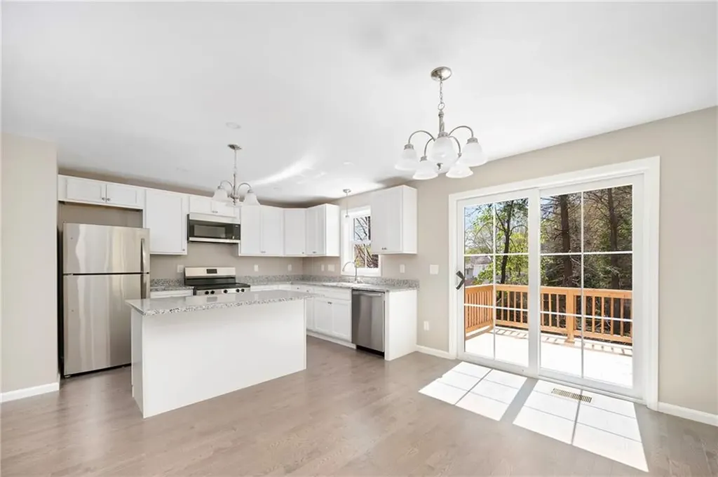 40 Farnum Pike Smithfield RI 02917
