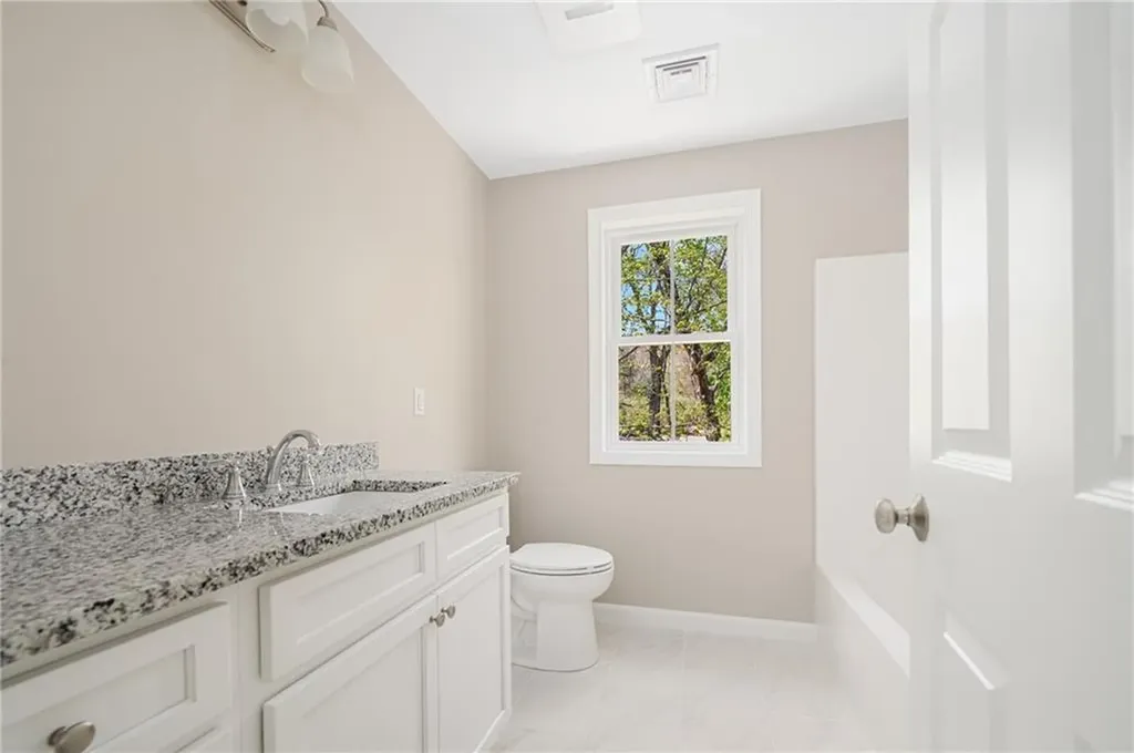 40 Farnum Pike Smithfield RI 02917