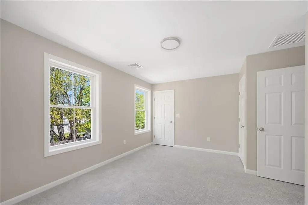40 Farnum Pike Smithfield RI 02917