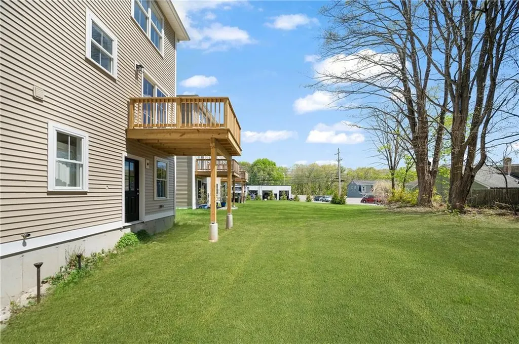 40 Farnum Pike Smithfield RI 02917