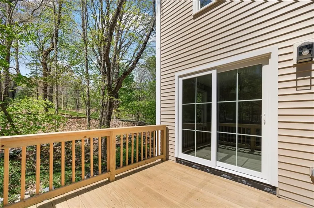 40 Farnum Pike Smithfield RI 02917