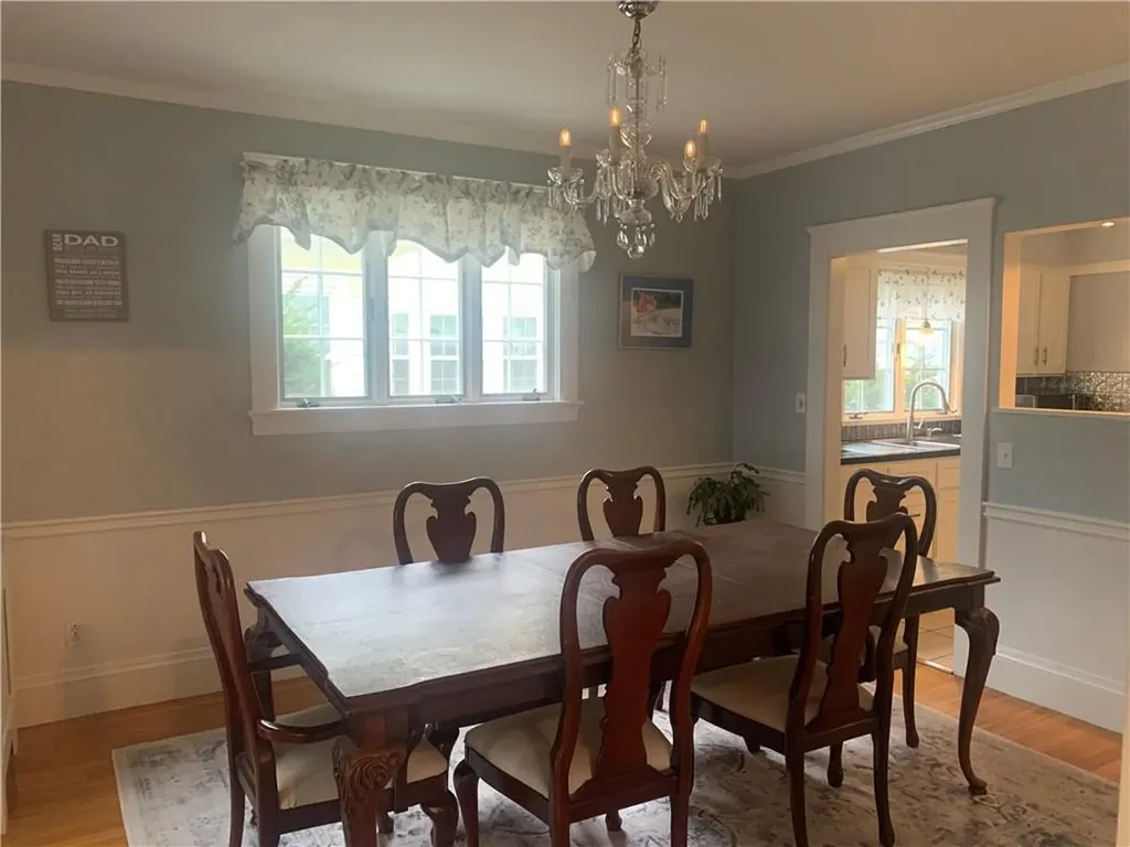 31 Elmcrest Avenue Providence RI 02908